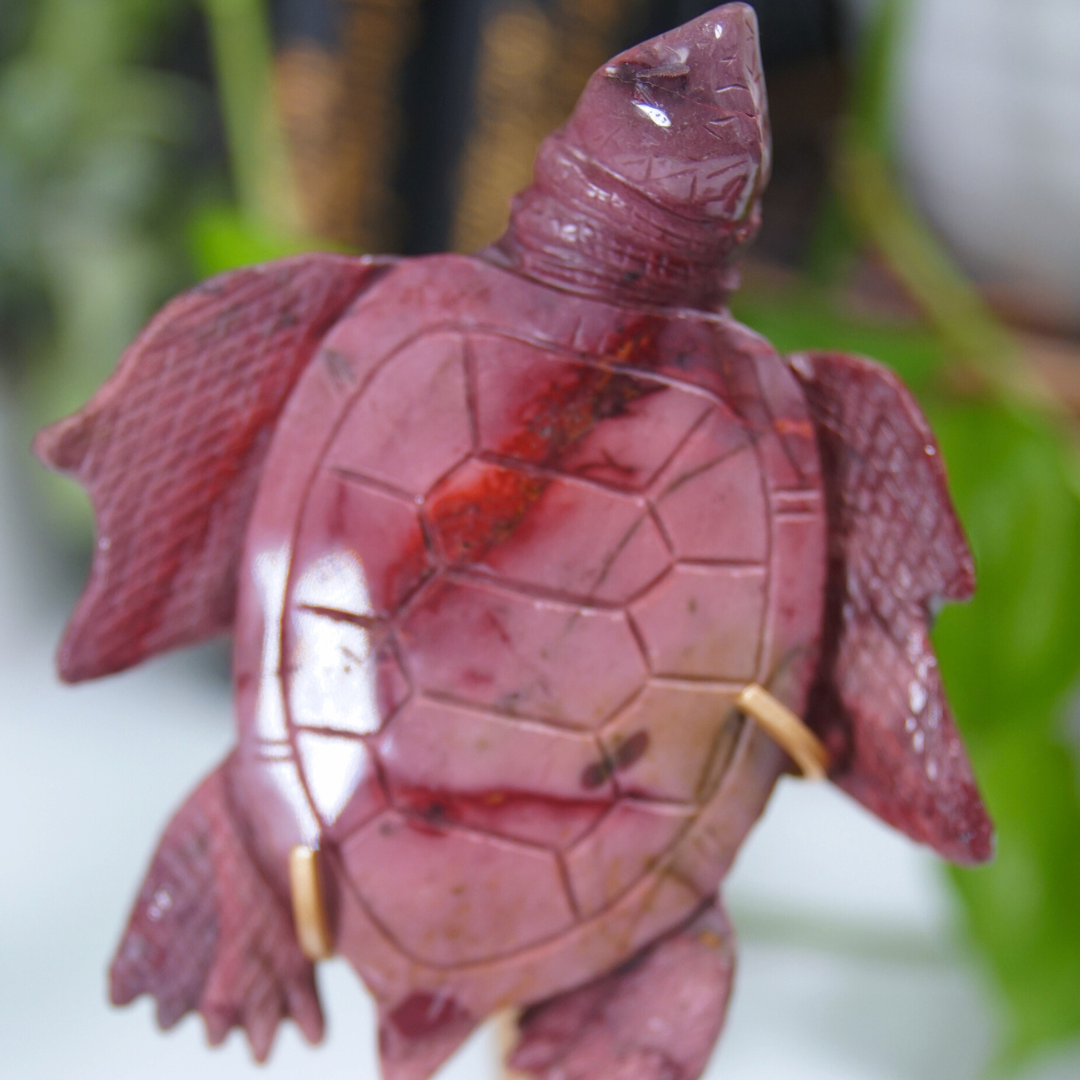 Mookaite Sea Turtle Boutique Carving (with Stand)