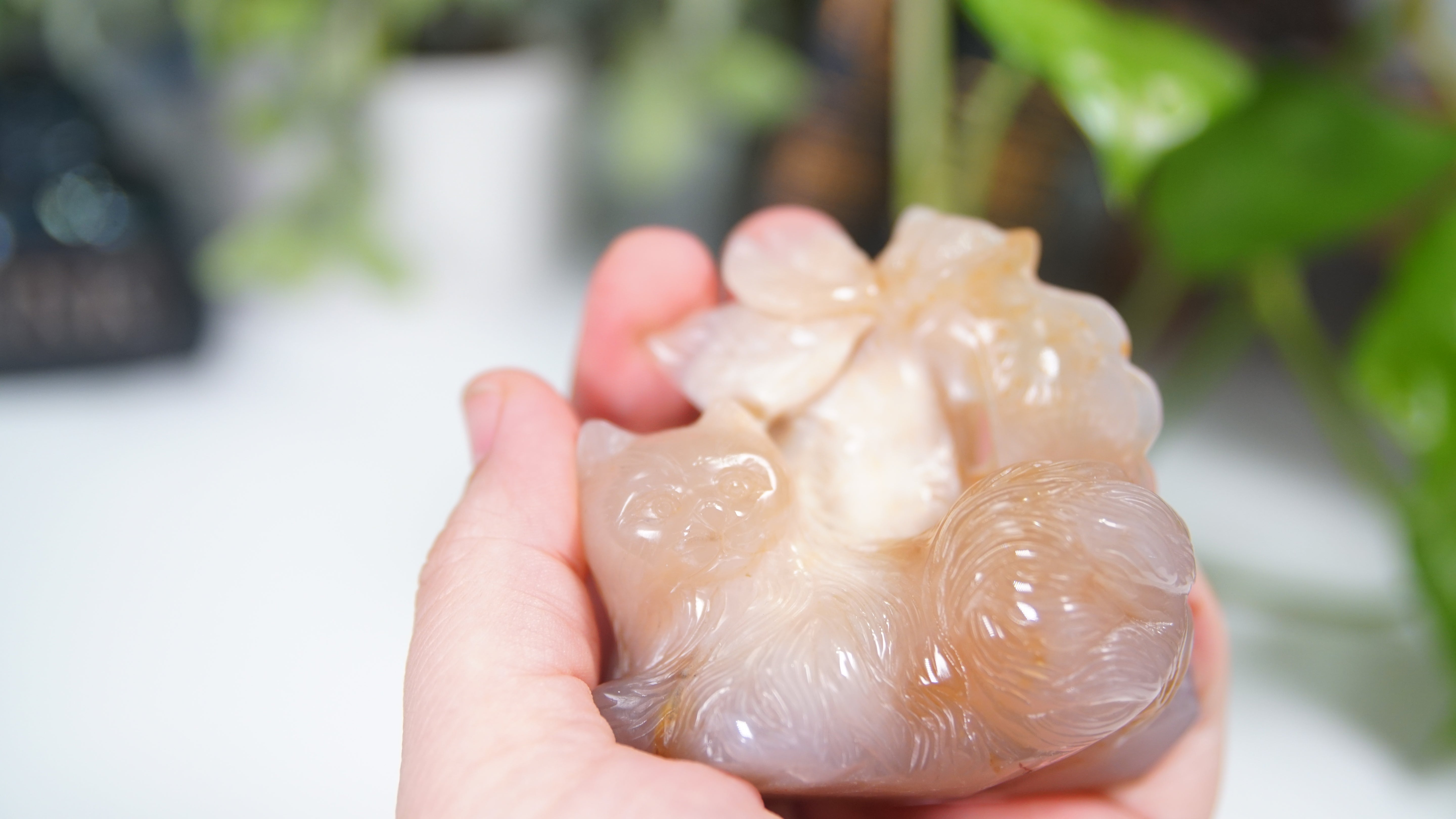 Master Carving - Blue Chalcedony Master Wu Carving - Sleepy Cat