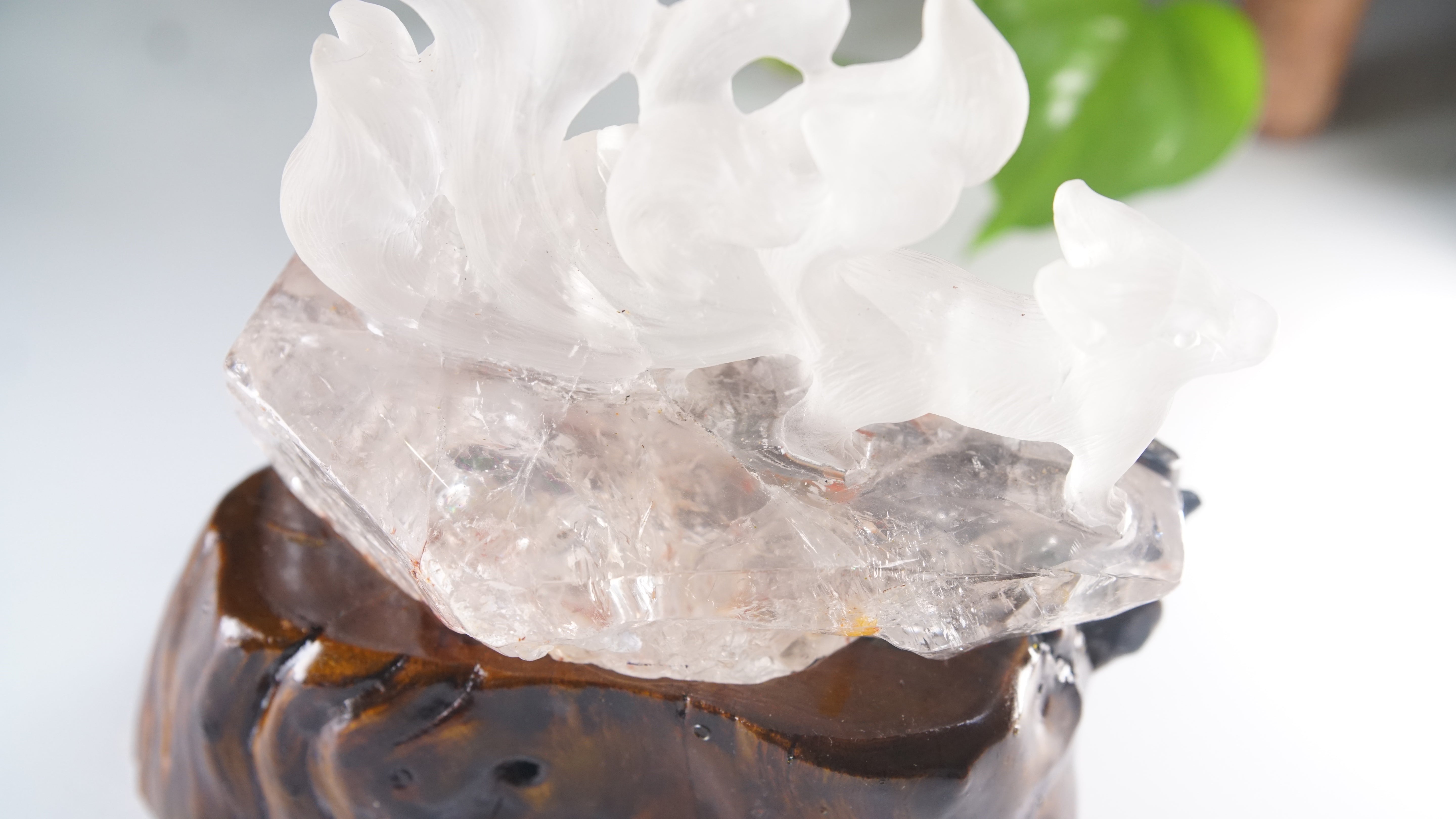 Large Chunky Clear Quartz Fox Carving | High Quality Quartz