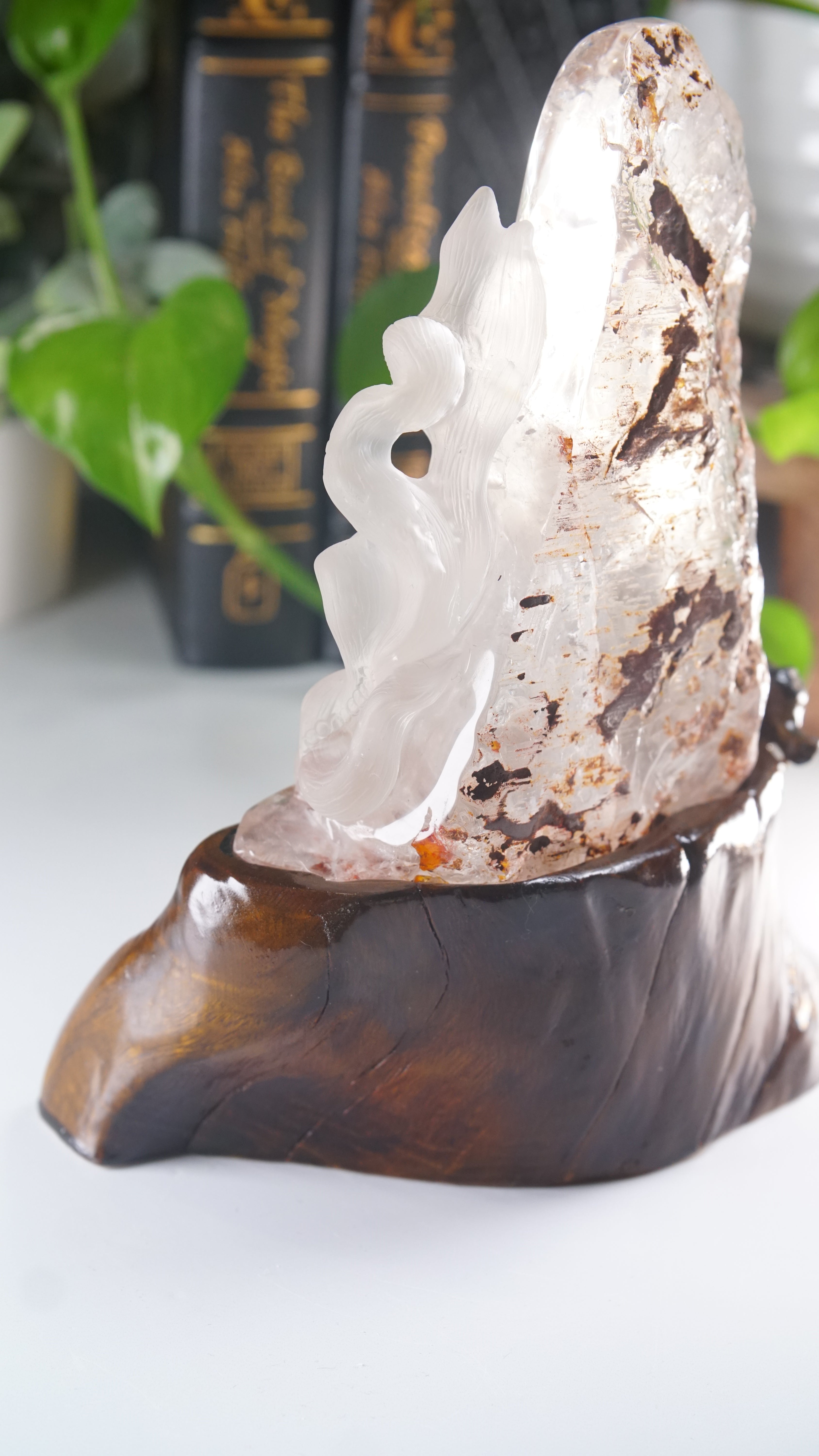 Large Chunky Clear Quartz With Garden Quartz Fox Boutique Carving | High Quality Quartz