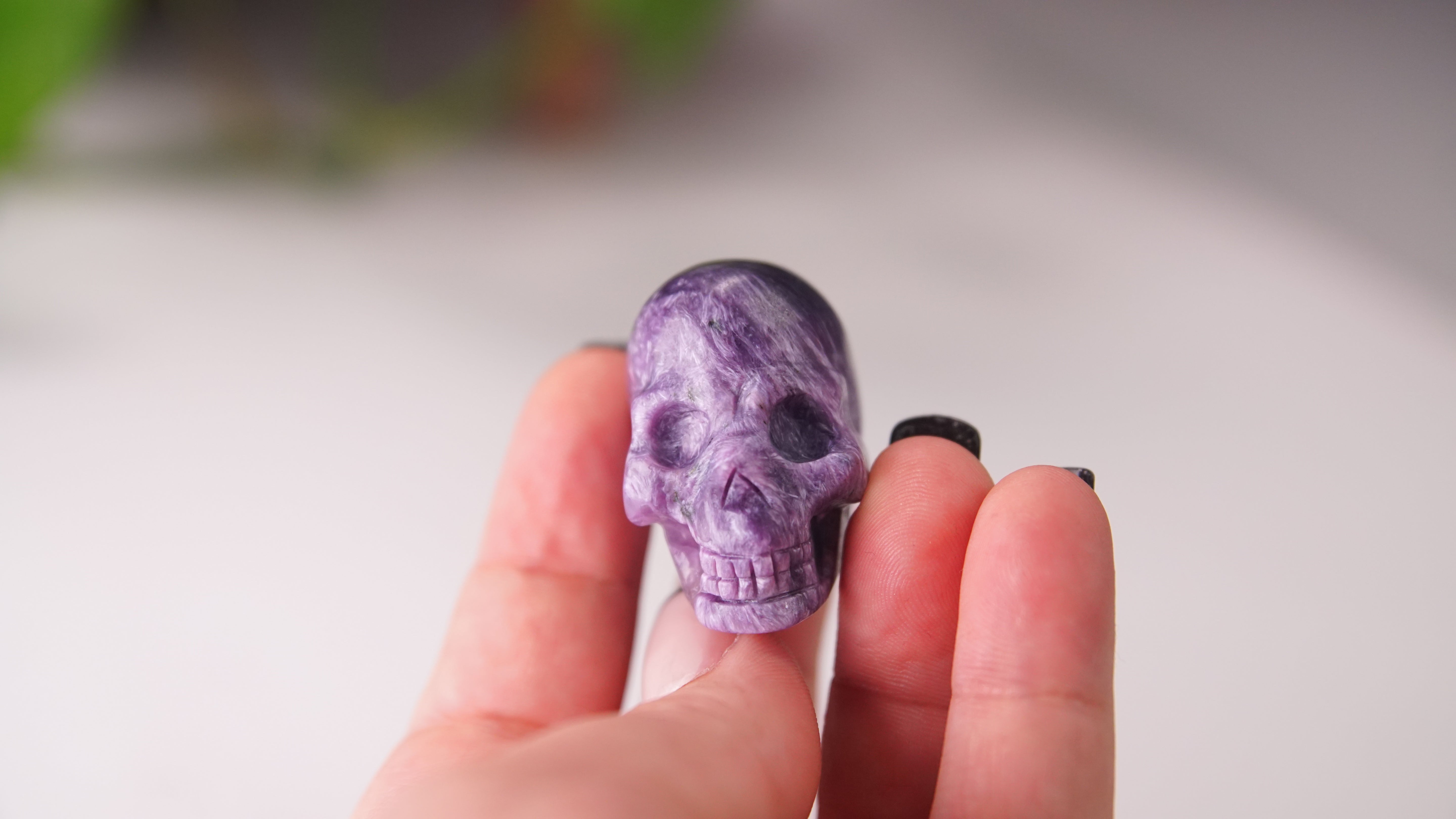 High Quality Charoite Crystal Carving (U)