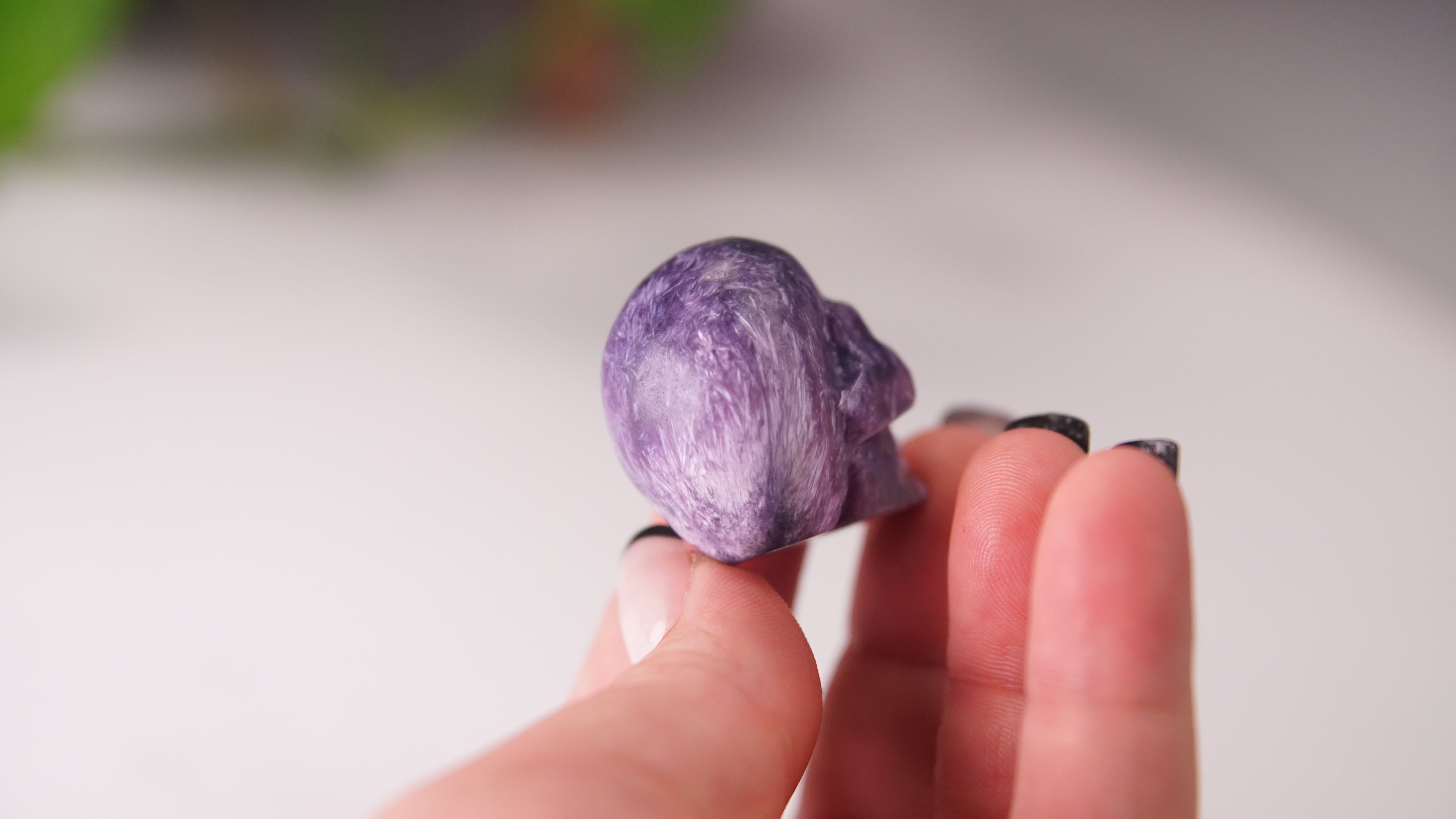 High Quality Charoite Crystal Carving (U)