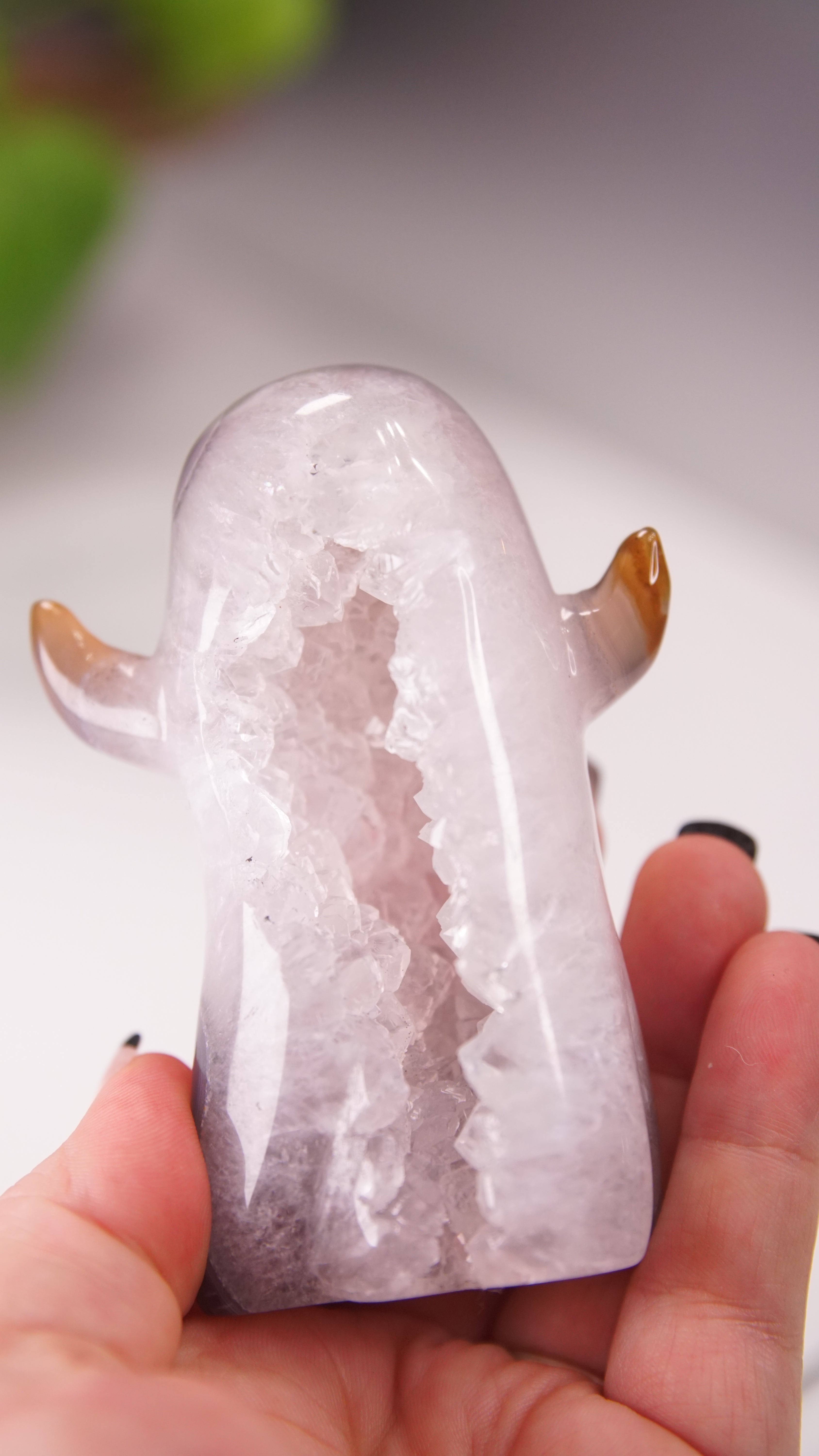 Druzy Agate Hand Carved Ghost Carving (P)