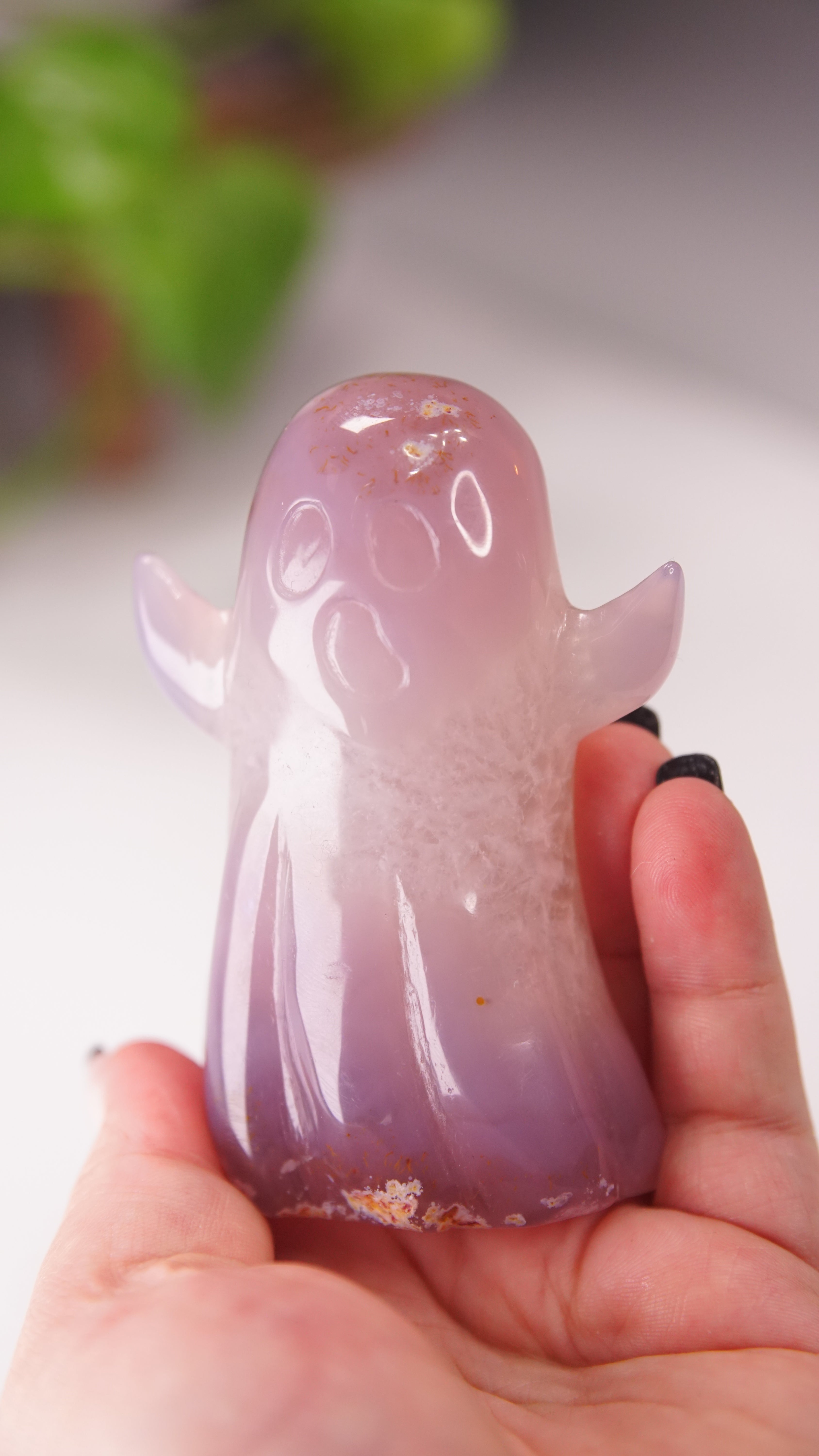 Druzy Agate Hand Carved Ghost Carving (Q)