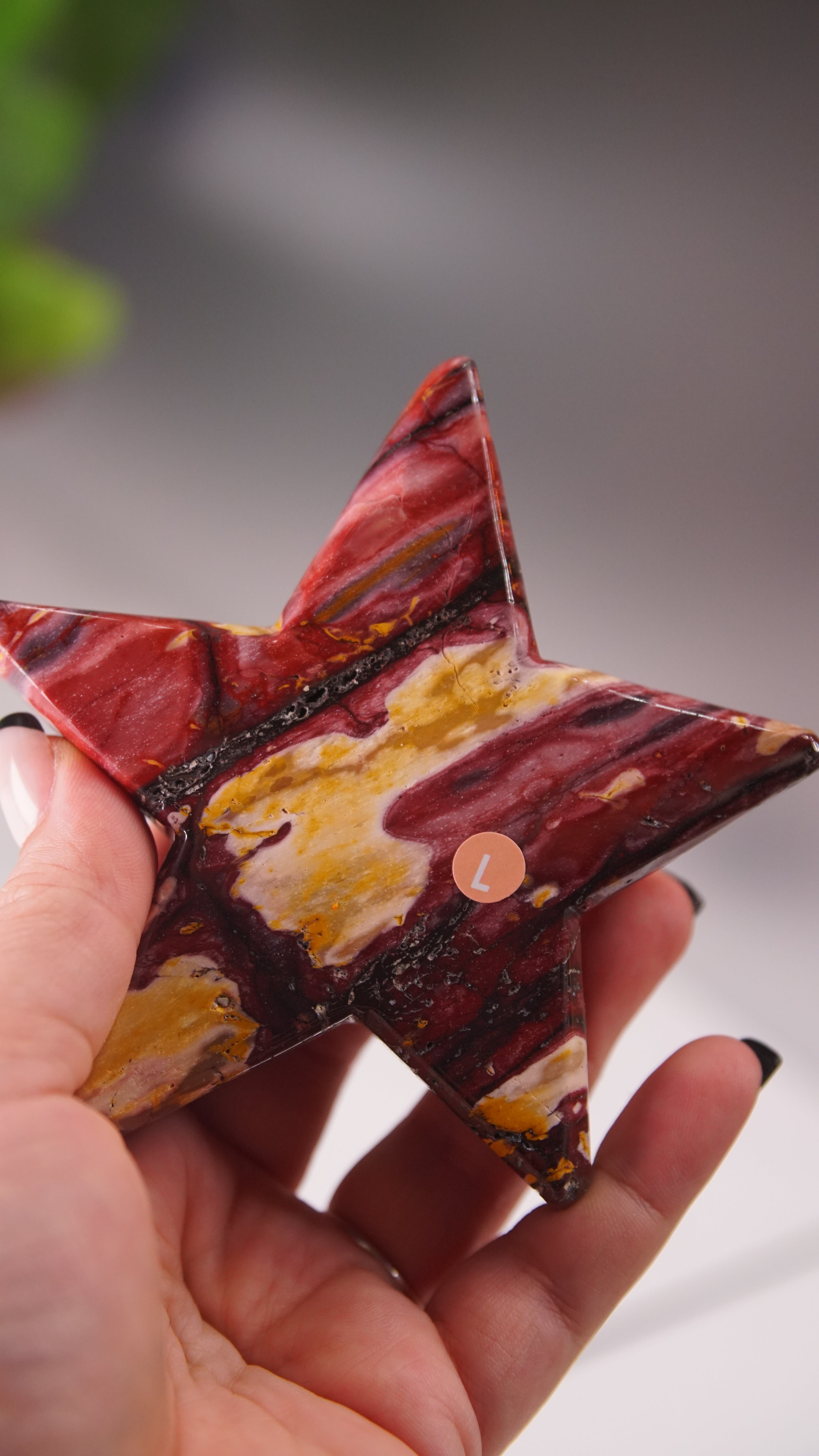 Mookaite Star Bowl Carving (L)