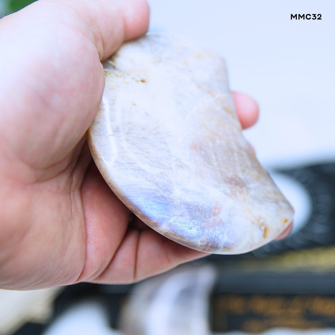 High Quality Blue Moonstone and Sunstone Moon Carving, Chakra Healing, Reiki Healing Altar Balance Intuition