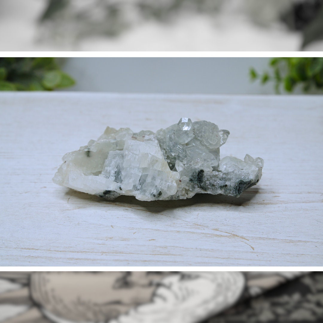Columnar Benz Calcite Specimen Xianghualing Hunan Province, China