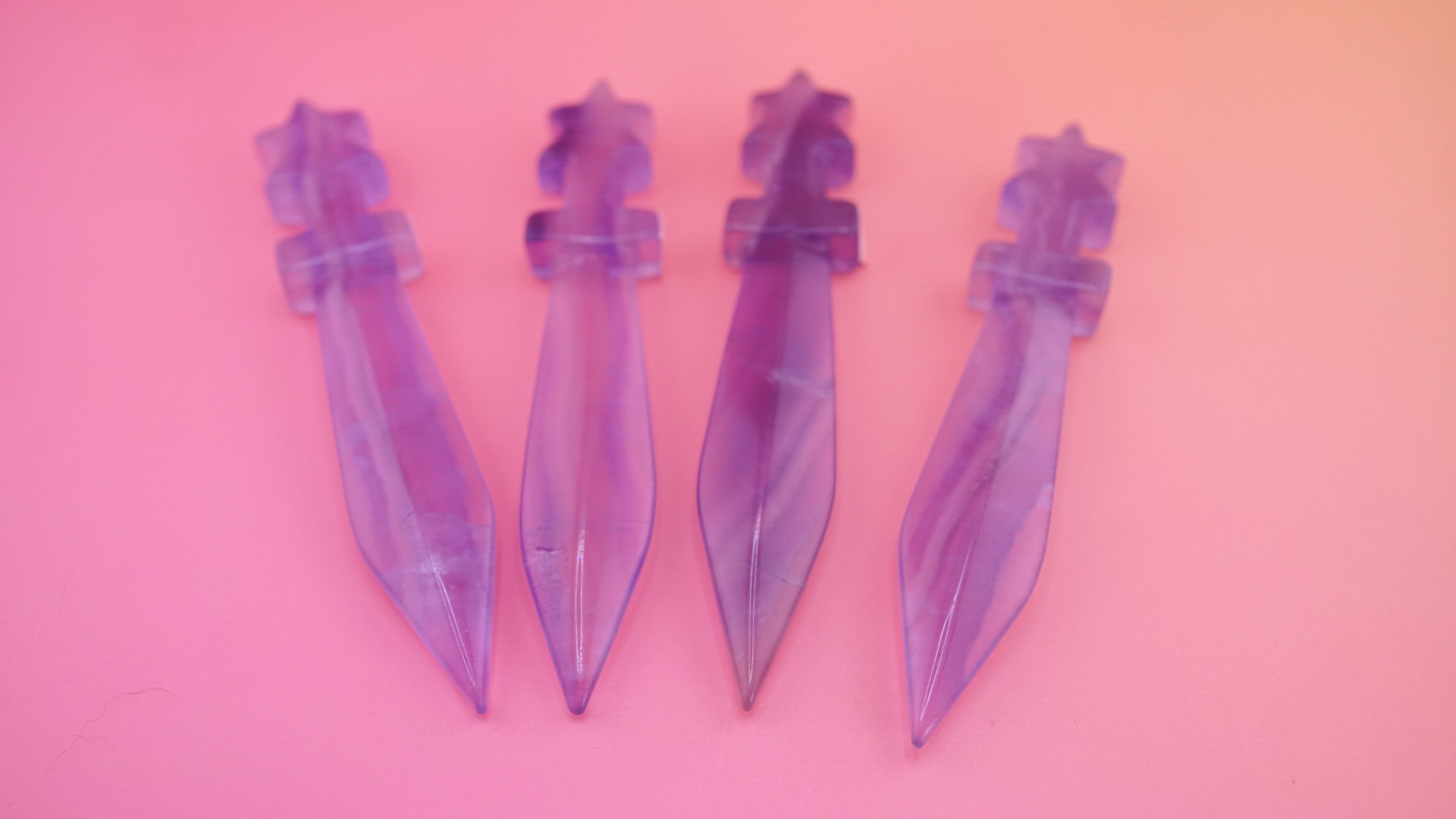 Fluorite Dagger Fandom Carving | Intuitively Selected