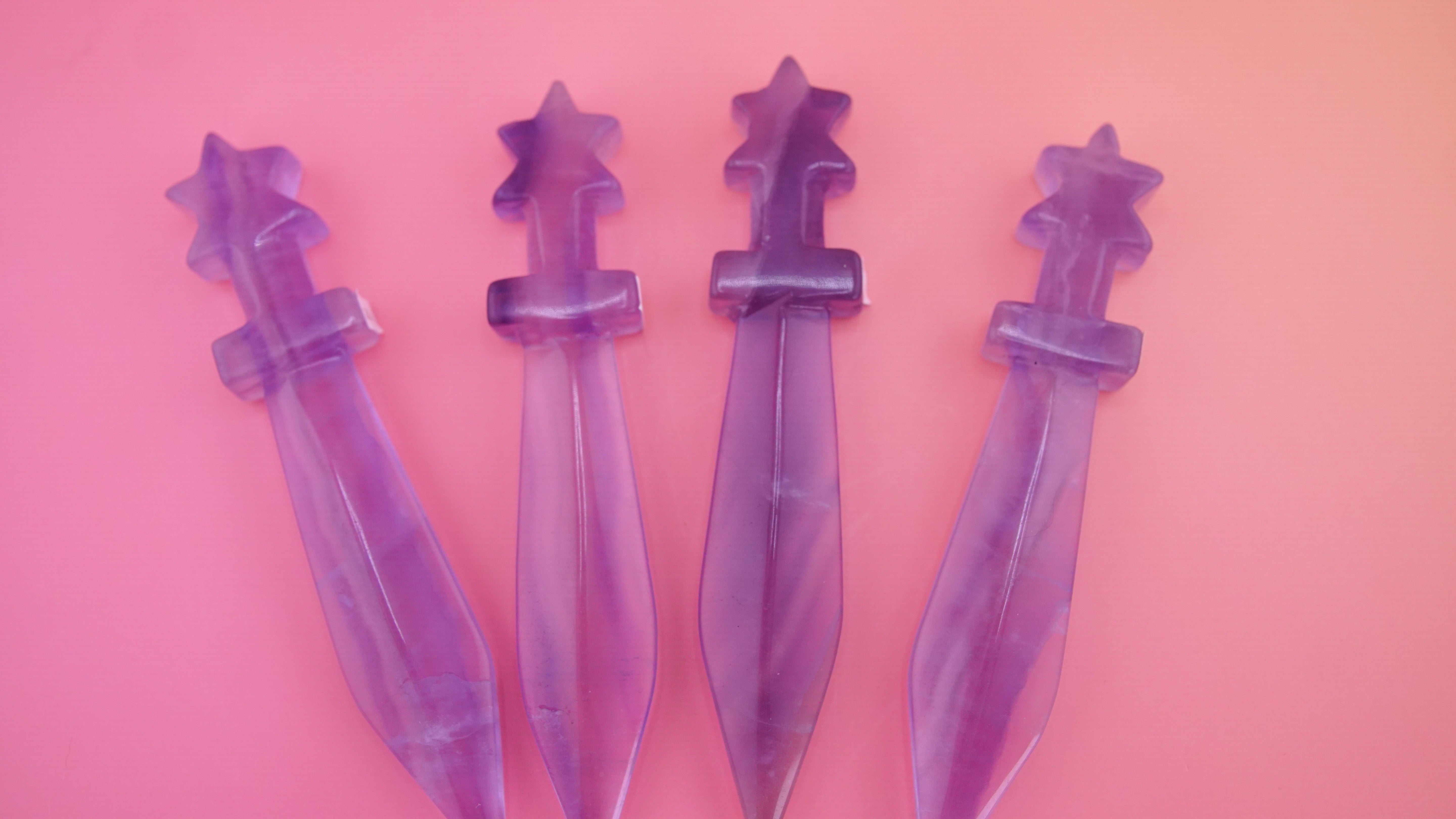 Fluorite Dagger Fandom Carving | Intuitively Selected