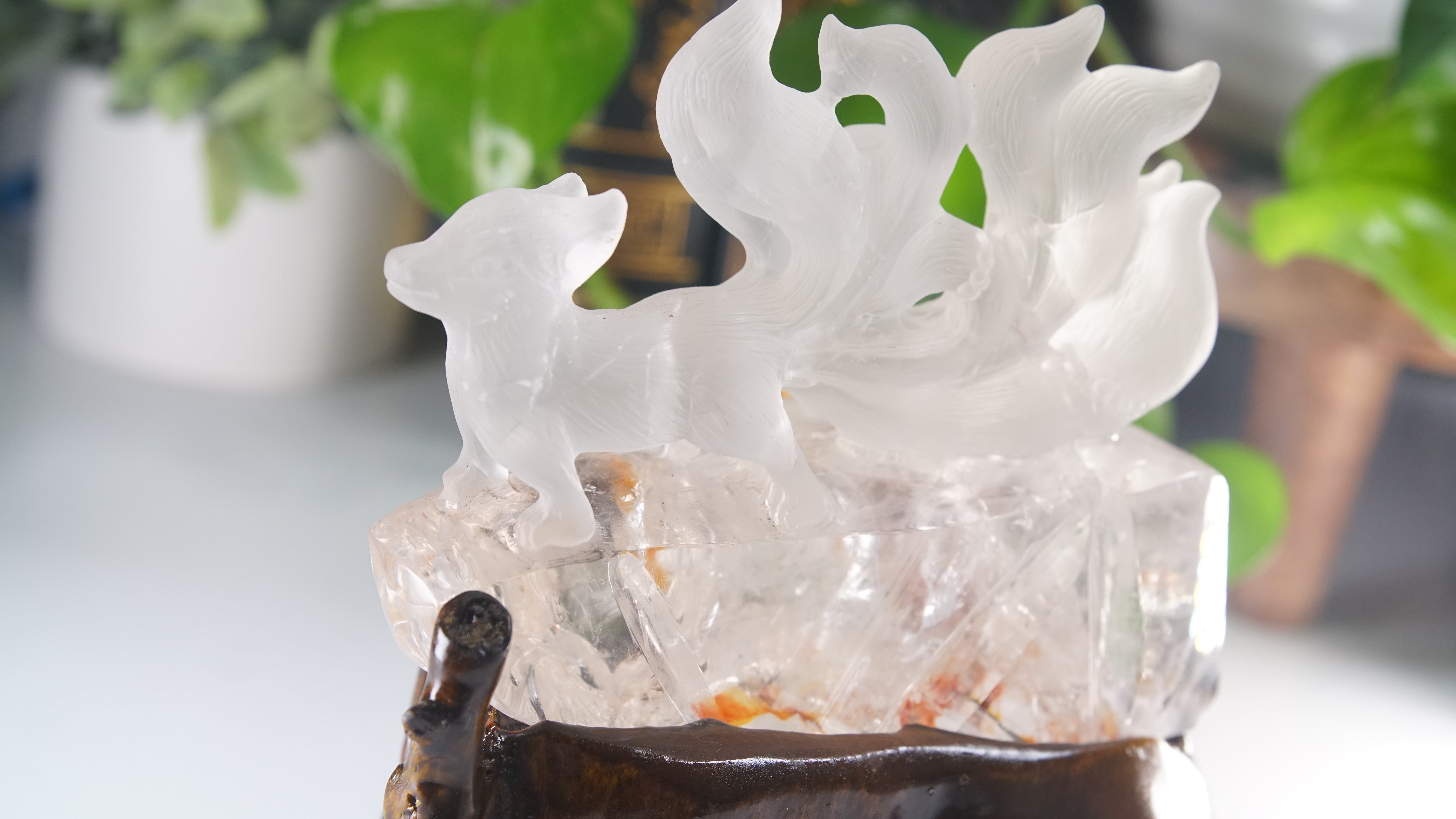 Large Chunky Clear Quartz Fox Carving | High Quality Quartz