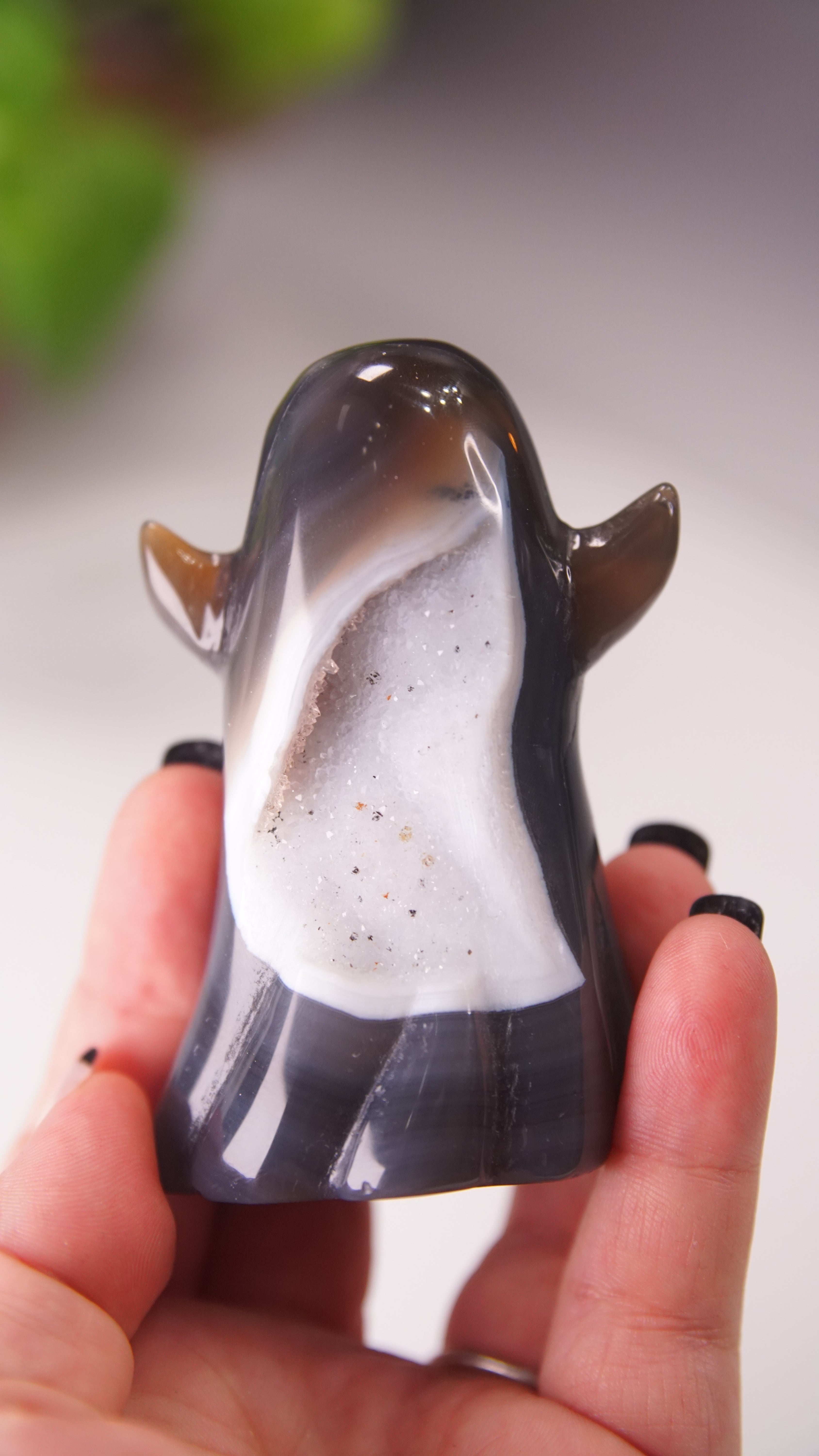 Druzy Agate Hand Carved Ghost Carving (K)