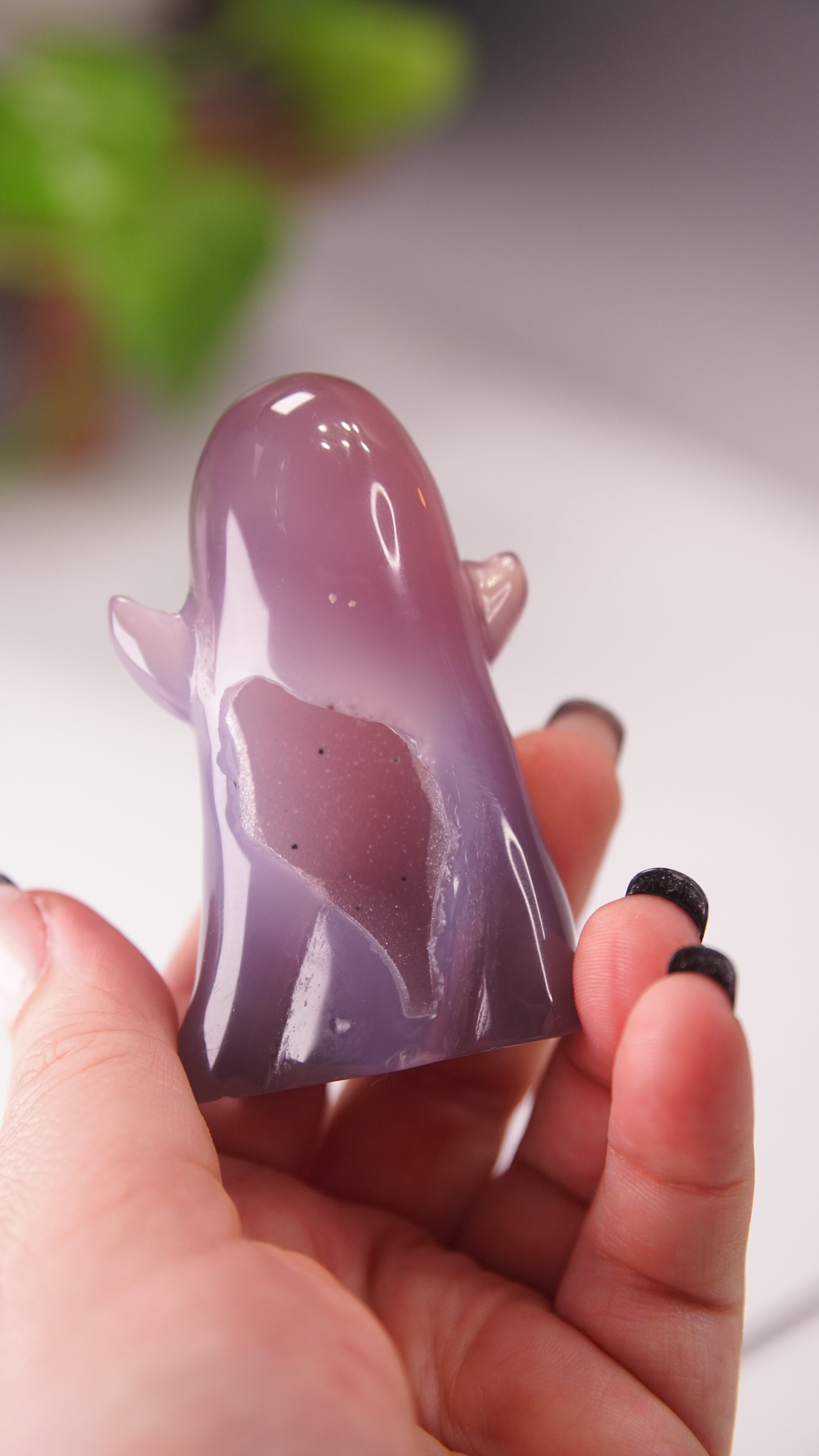 Druzy Agate Hand Carved Ghost Carving (N)