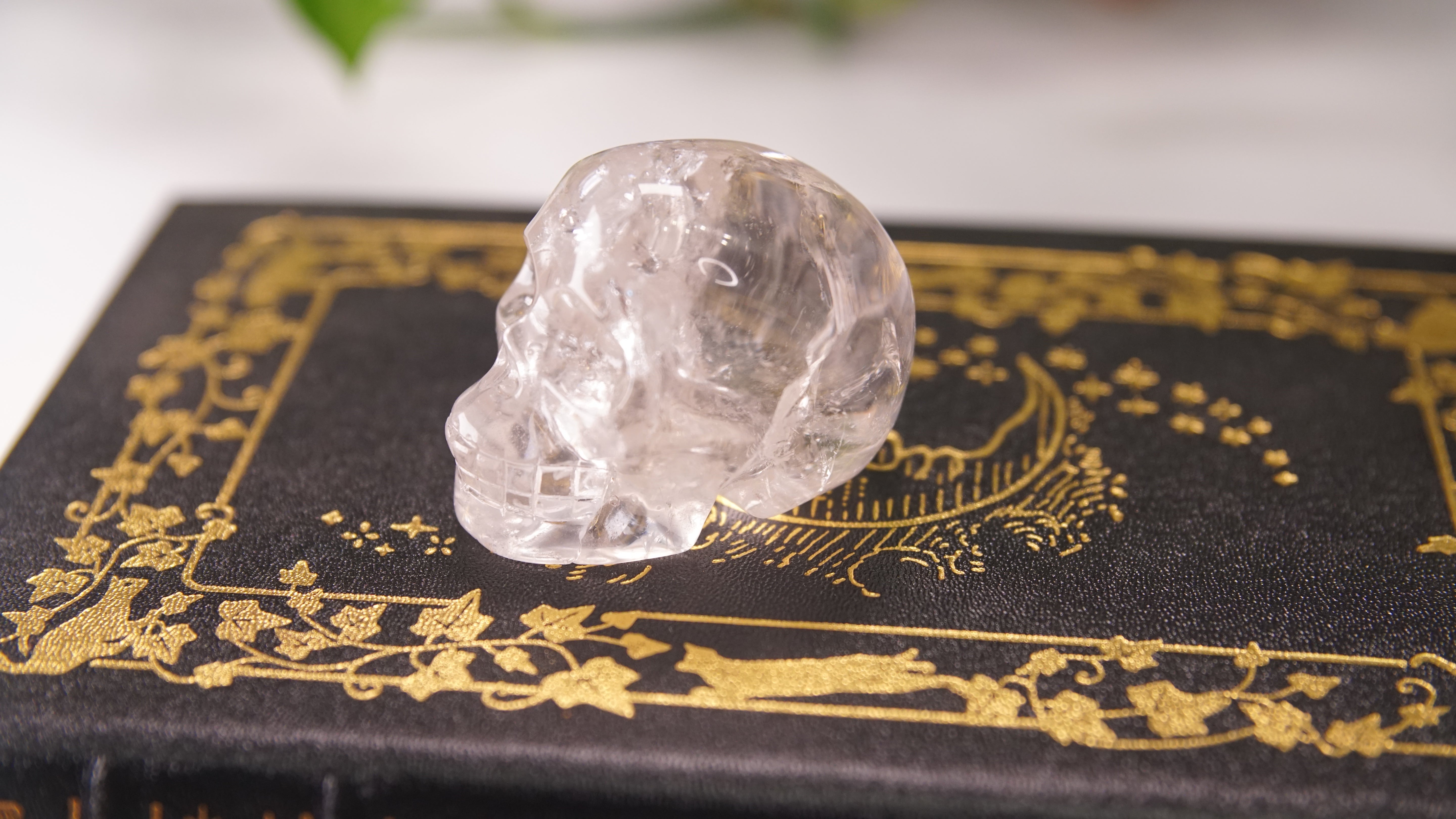 High Quality Clear Quartz With Inclusions Crystal Carving