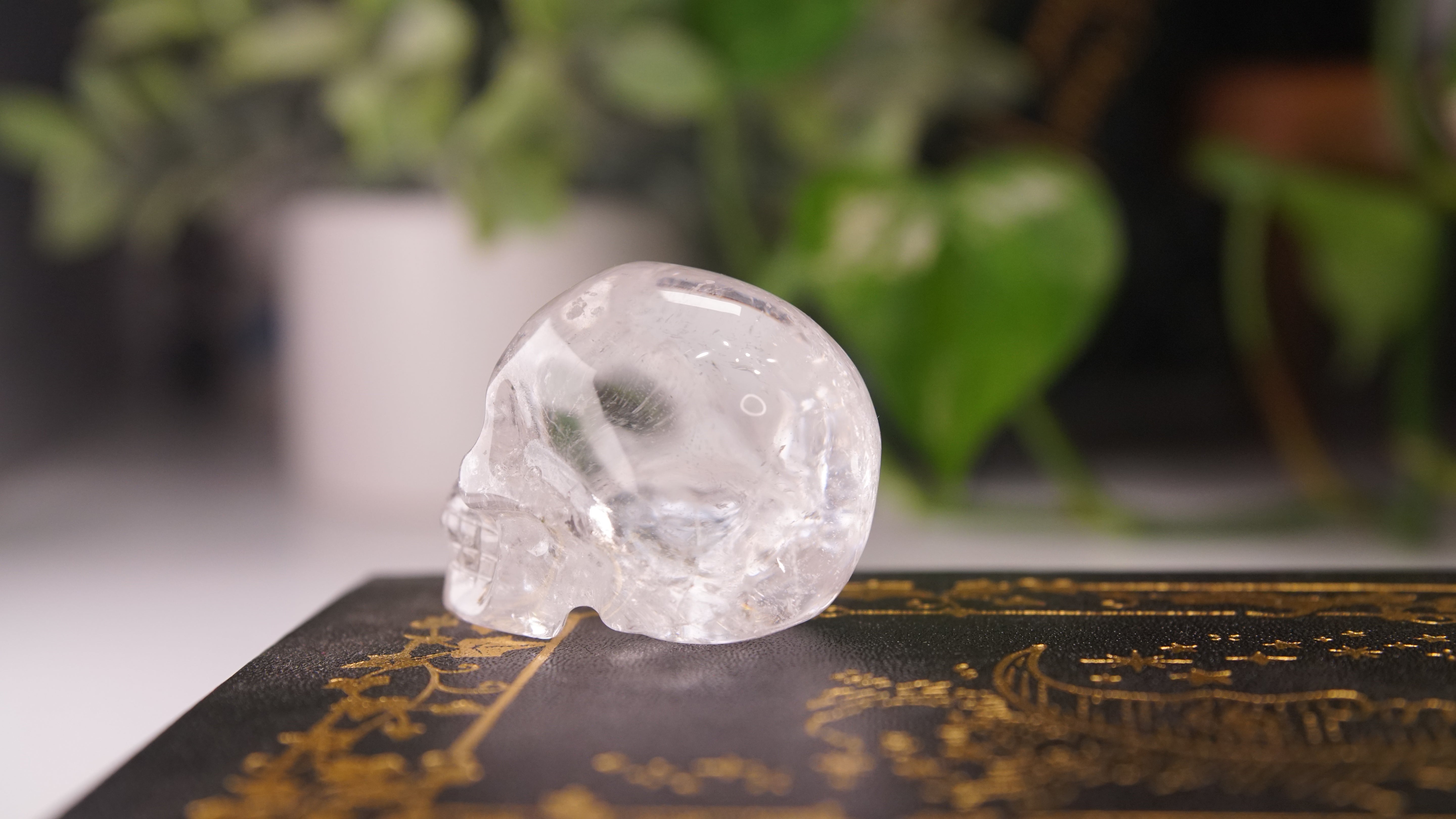 High Quality Clear Quartz With Inclusions Crystal Carving