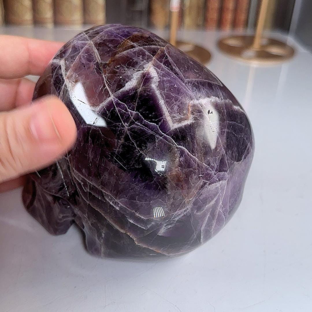 XL Amethyst Crystal Skull Carving, Chevron Healing Quartz Crystal Dream Amethyst Altar Feng Shui Altar Energy