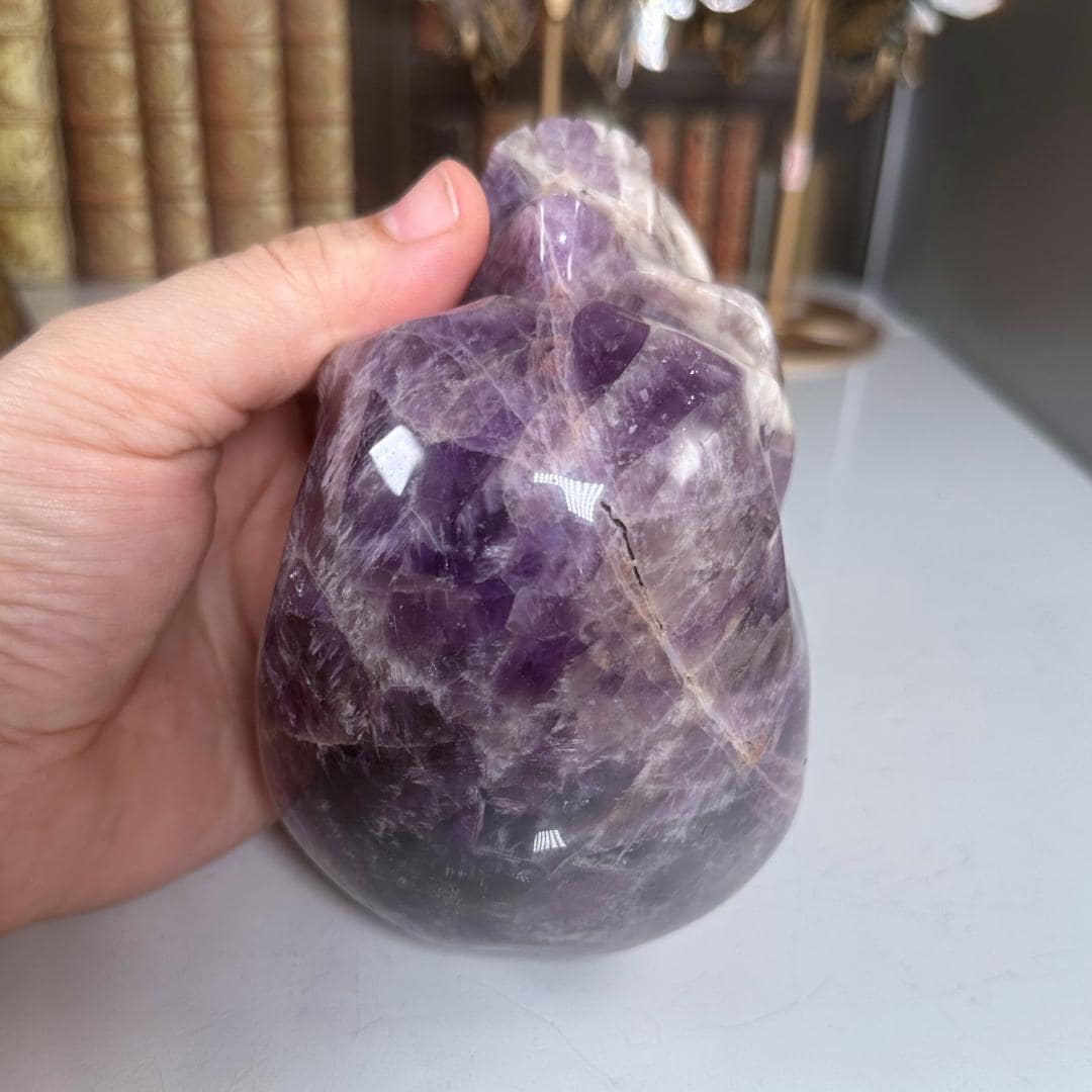 XL Amethyst Crystal Skull Carving, Chevron Healing Quartz Crystal Dream Amethyst Altar Feng Shui Altar Energy