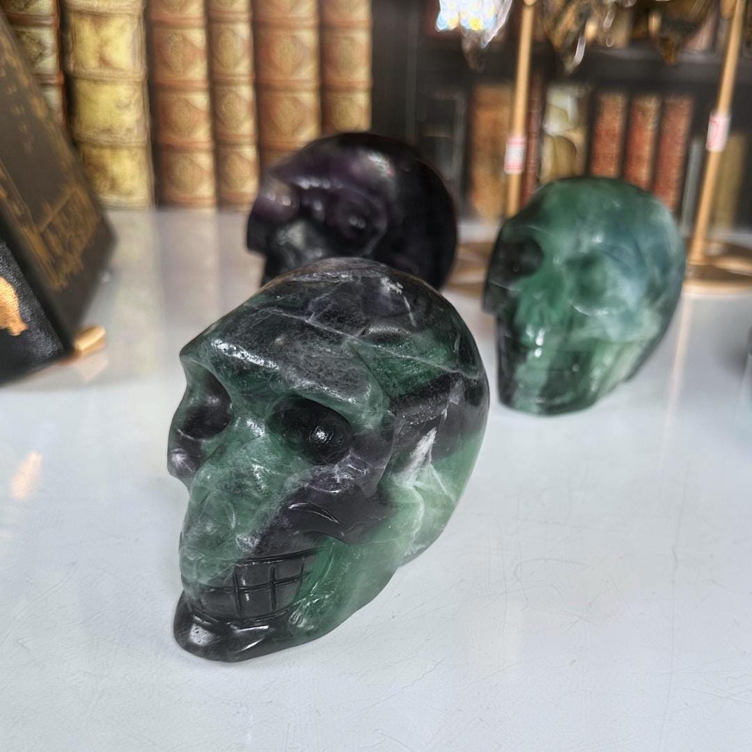 Fluorite Skull Crystal Carving Head Energy Healing Reiki Altar Home Decor Feng Shui Gift