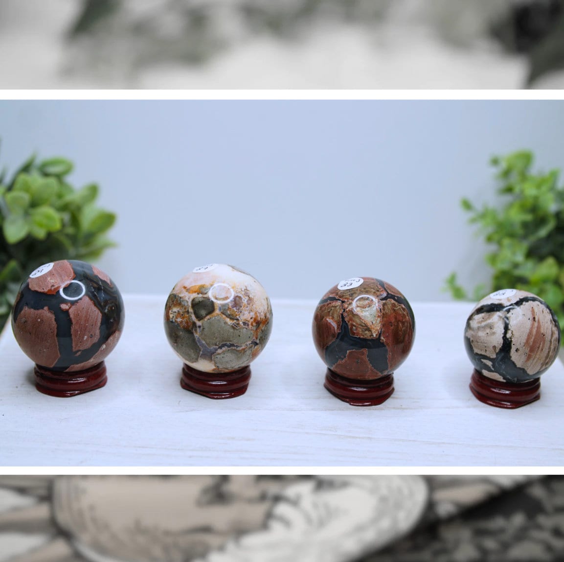 Football Agate Sphere Crystal Carving