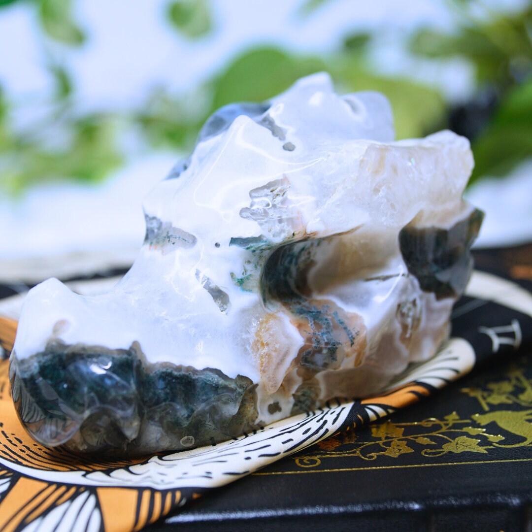 Moss Agate Dragon Head Healing Crystal Druzy Moss Agate Carving Stone Statue Energy Goddess Body Energy Reiki Altar