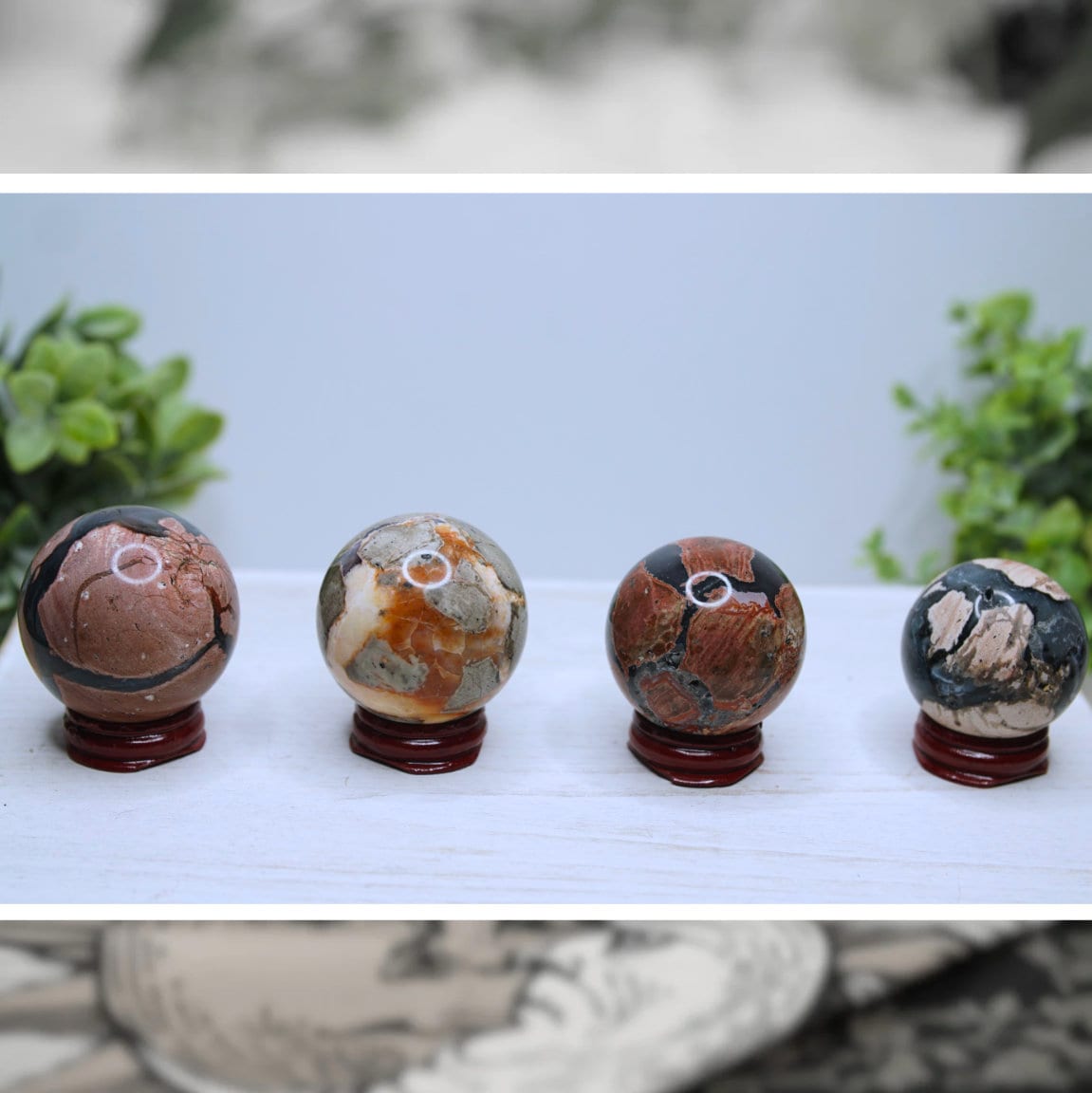Football Agate Sphere Crystal Carving