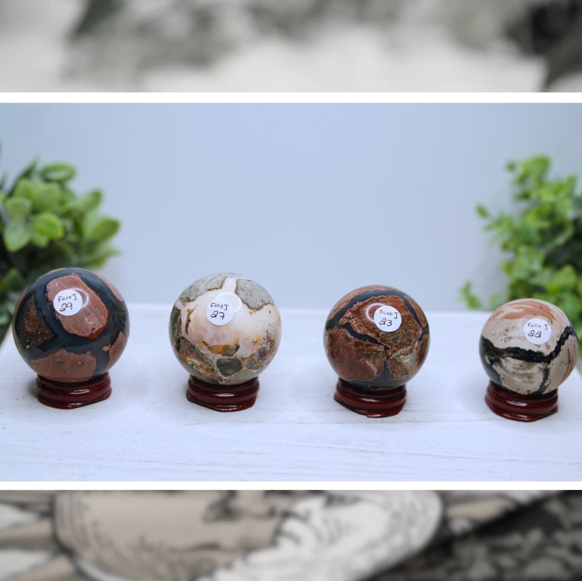 Football Agate Sphere Crystal Carving