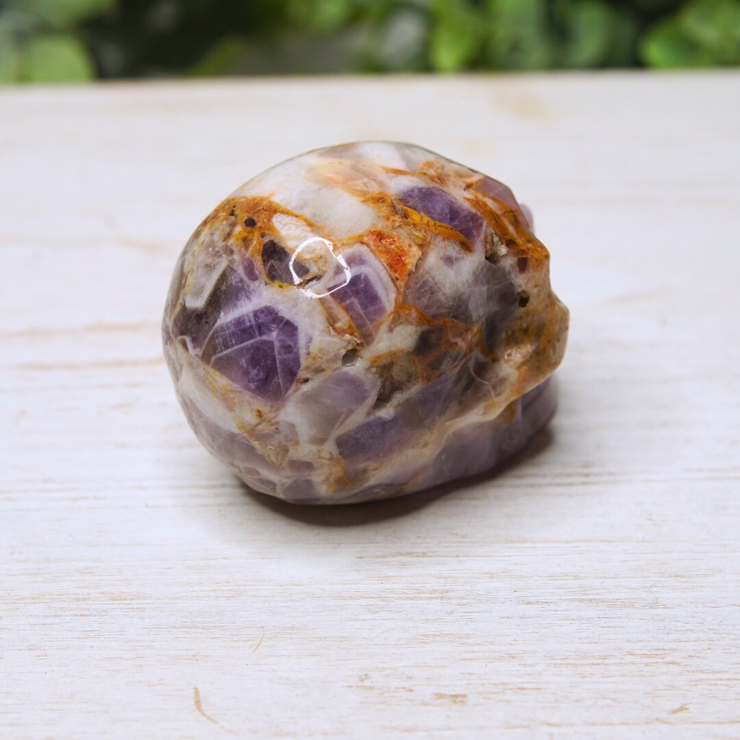 Amethyst Crystal Skull Carving, Chevron Healing Quartz Crystal Dream Amethyst Altar Feng Shui Altar Energy