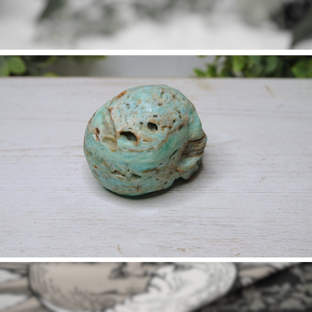 Blue Caribbean Calcite Skull Crystal Carving Gemstone