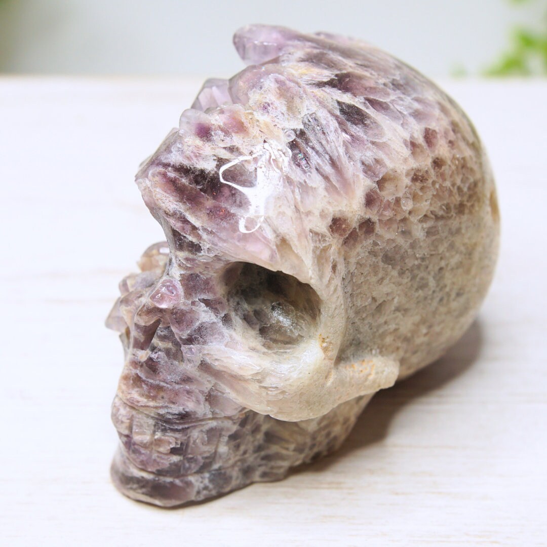 Amethyst Crystal Skull, Druzy Chevron Healing Quartz Carving Statue, Crystal Dream Amethyst Altar Feng Shui Altar Energy