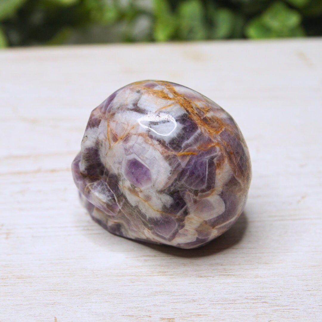 Amethyst Crystal Skull Carving, Chevron Healing Quartz Crystal Dream Amethyst Altar Feng Shui Altar Energy