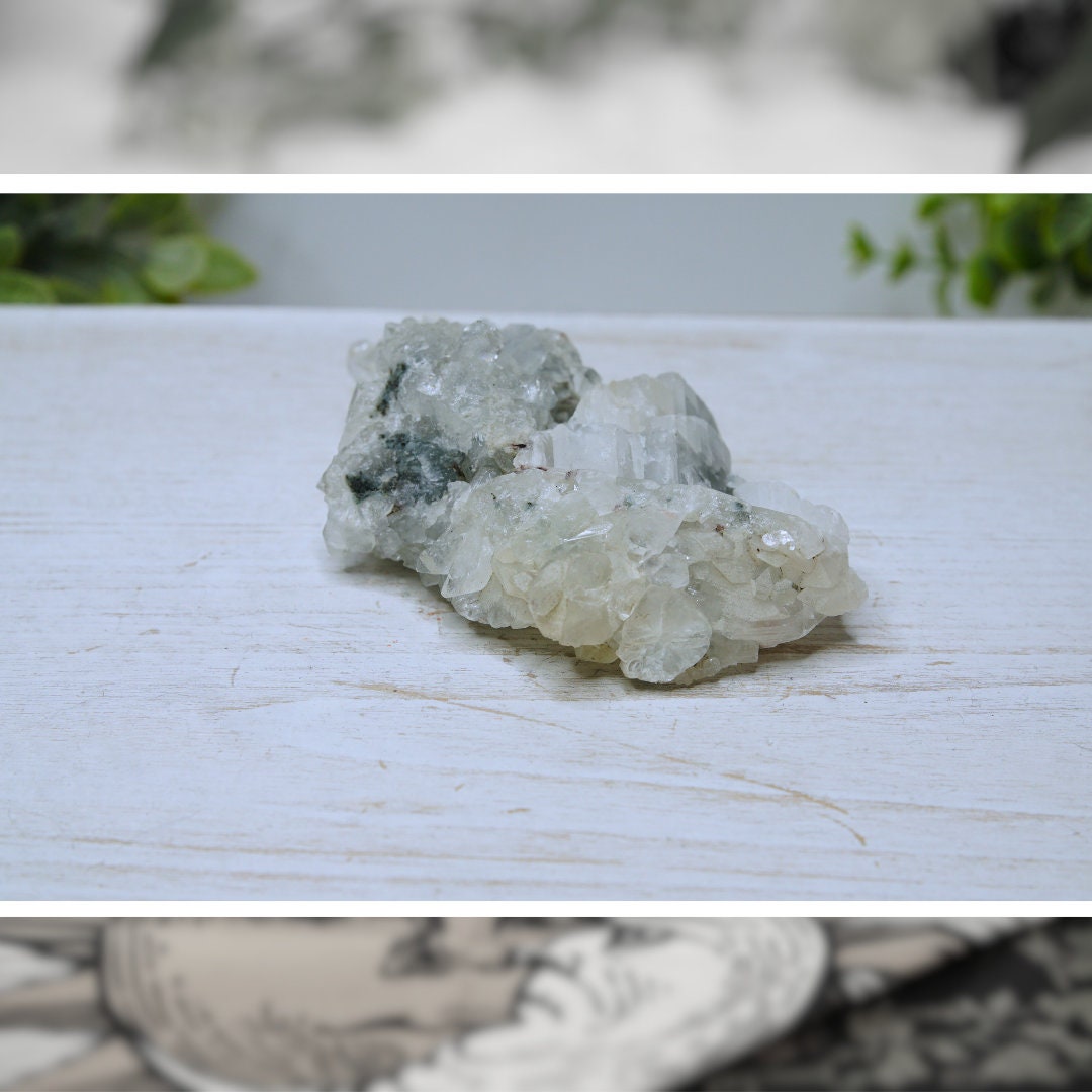 Columnar Benz Calcite Specimen Xianghualing Hunan Province, China